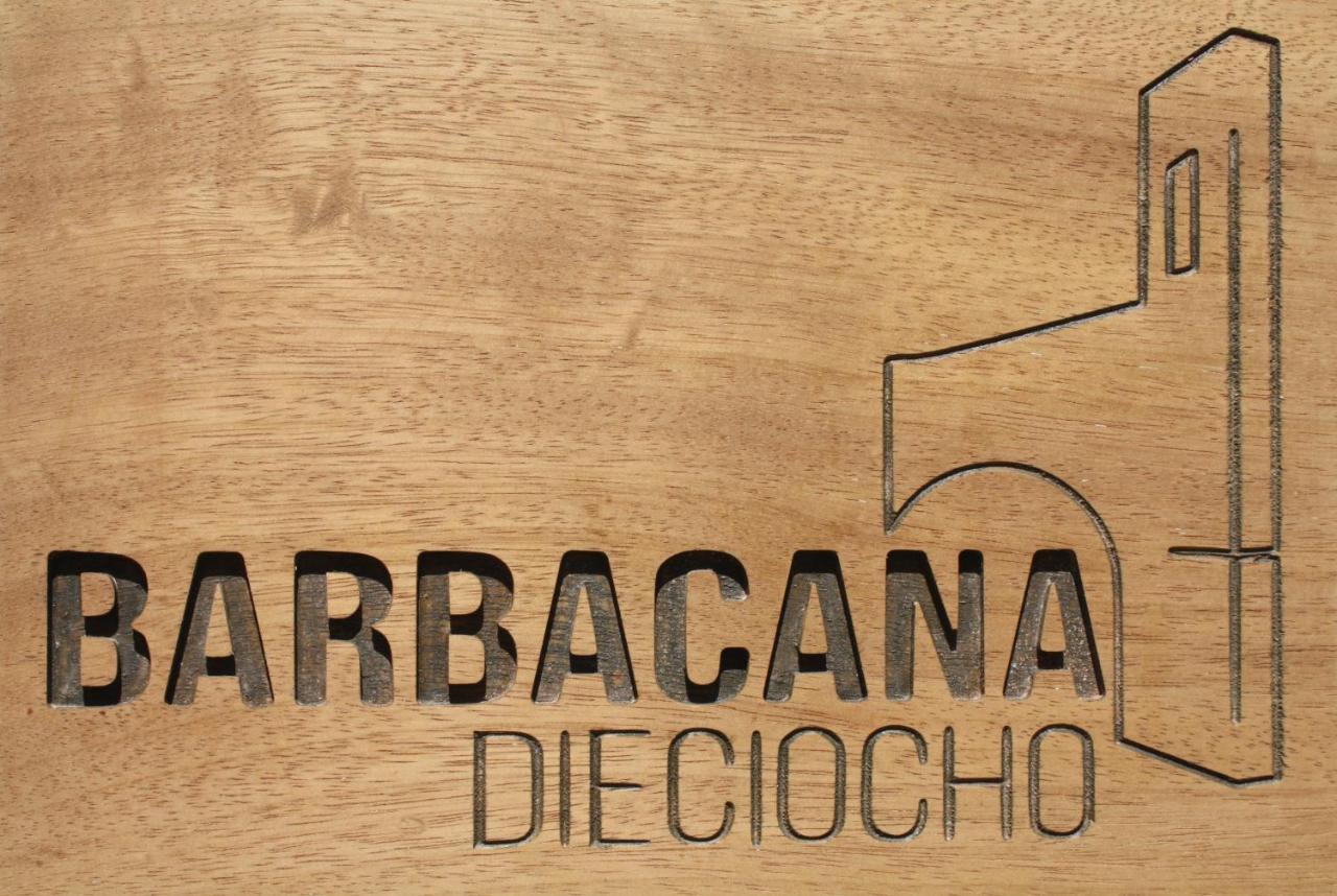 באיסה Barbacana, Dieciocho מראה חיצוני תמונה